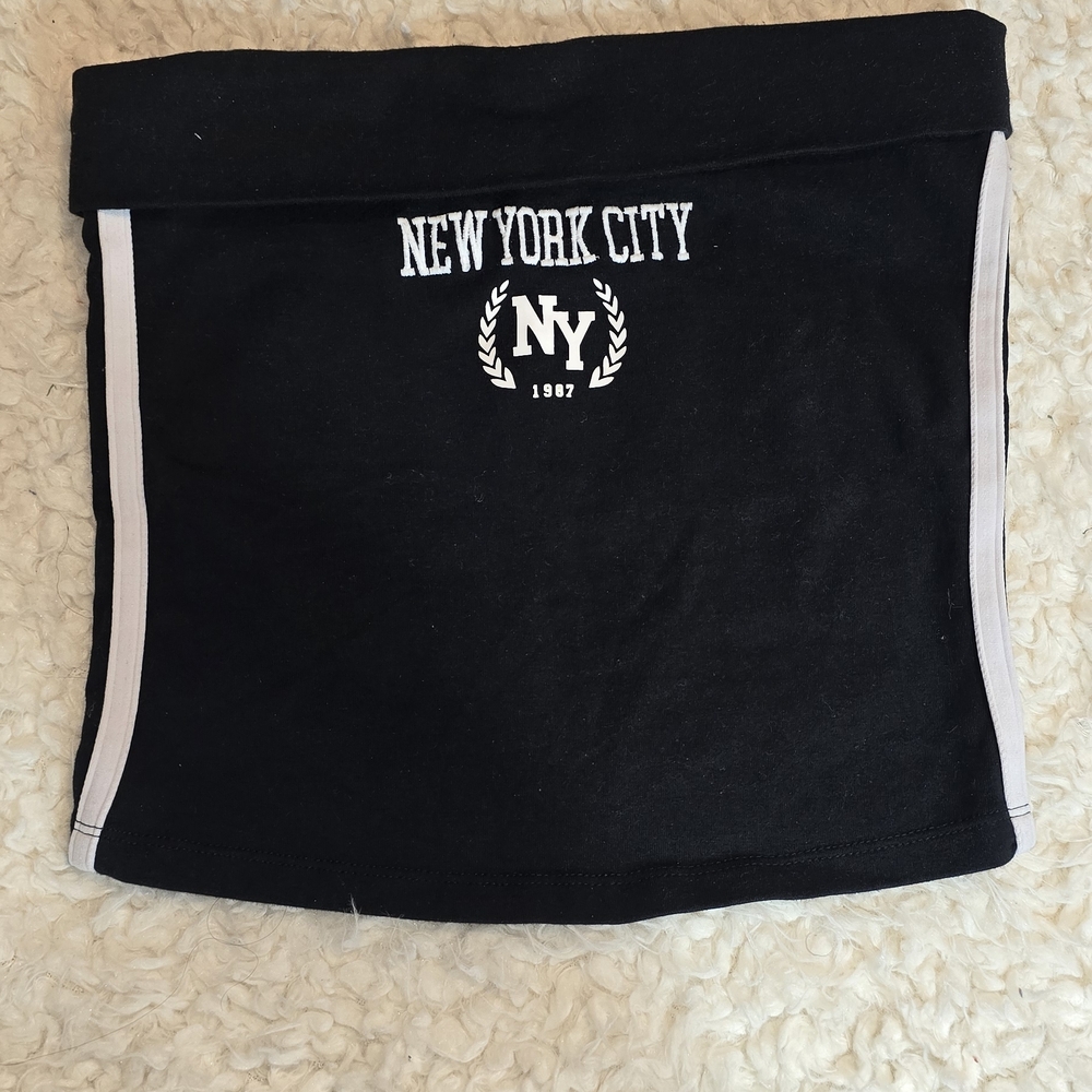 Aeropostale Black and White Crop Top
